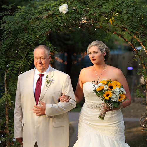 Cooper's Landing Inn Weddings