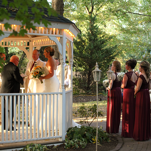 Cooper's Landing Inn Weddings