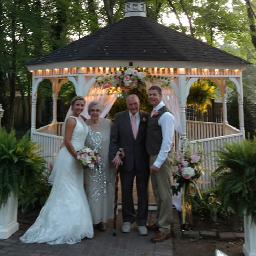 Cooper's Landing Inn Weddings