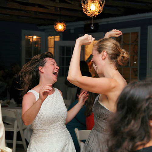 Cooper's Landing Inn Weddings