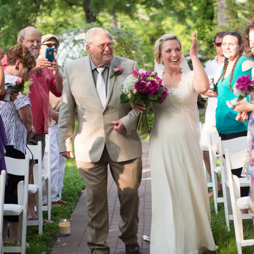 Cooper's Landing Inn Weddings